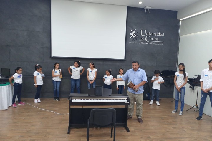 Concluye con éxito el primer semestre  del Coro de niñas y niños de la Unicaribe