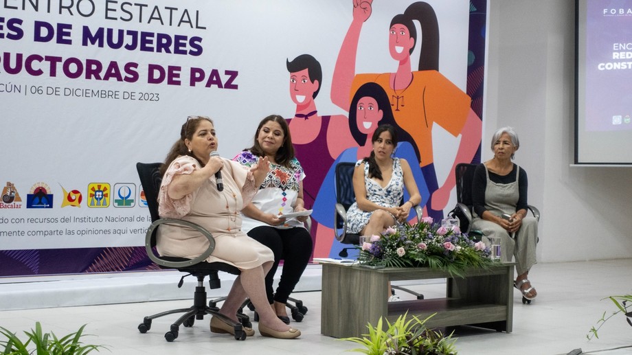 Llaman en la Universidad del Caribe a fomentar la autonomía económica de las mujeres