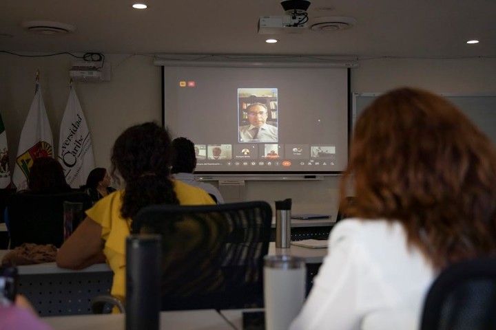 La Universidad del Caribe y la BUAP colaboran en la formación de maestrantes