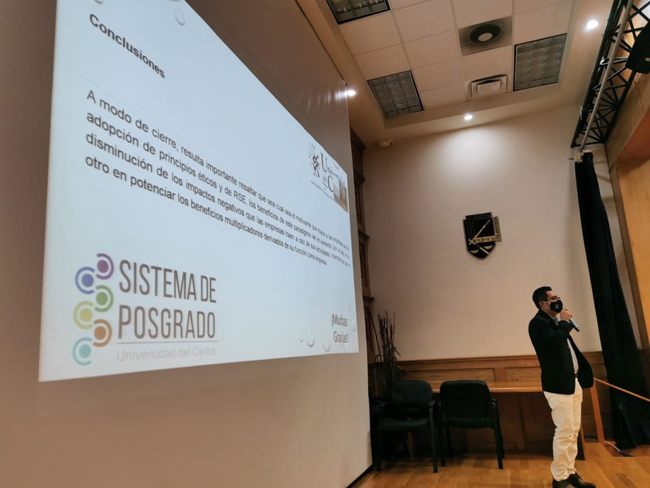 Maestrantes de Unicaribe presentan propuestas de desarrollo turístico regional