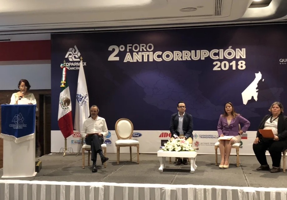 Participa unicaribe en foro anticorrupción