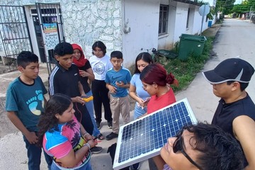 Estudiantes de Ingeniería Ambiental de la Unicaribe siembran curiosidad científica en jóvenes de Lázaro Cárdenas, Q.Roo