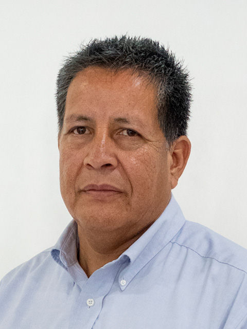 Dr. César Hernández Brito