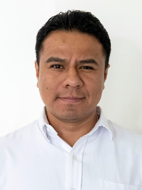 Dr. Josue Uriel Chan Espinosa